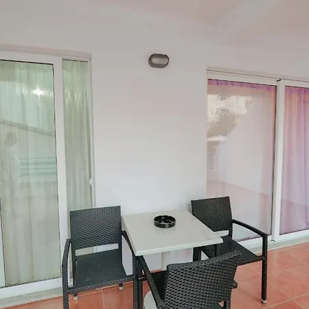 Appartement Edlira Sarandë