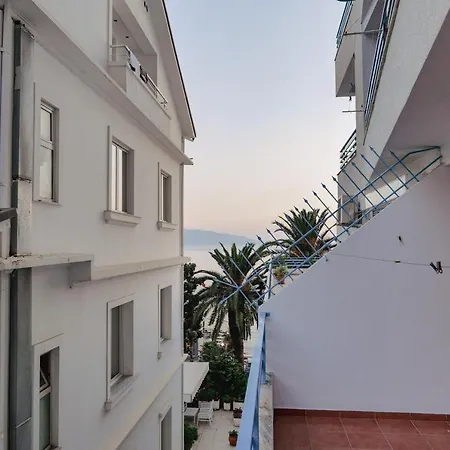 아파트 Edlira Sarandë